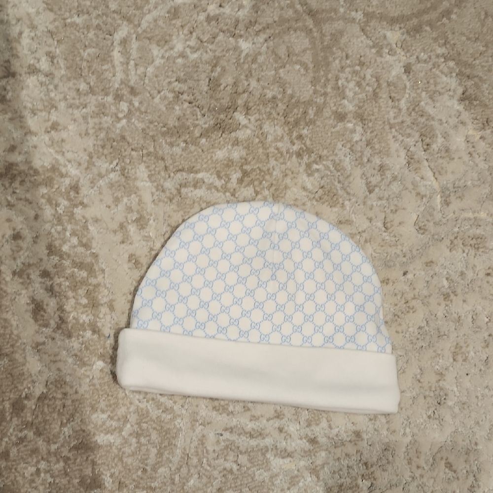 Gucci Kids Infant White and Blue Beanie